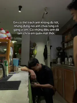 @sao bé khóc? 