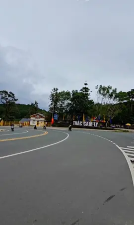 Đoạn đường Thác Cam Ly vào Vạn Thành mở rộng quá đẹp #dalat 