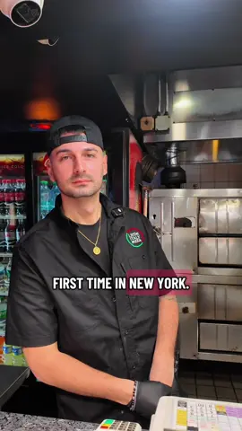 The NYC induction 😮‍💨  #littleitalypizzanyc #nycpizza #nyceats #newyorkpizza #nycfood 
