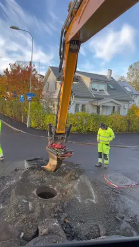 Road work In Germany 🇩🇪 #ForYou #creatorsearchinsights #satisfy #DIY #road @ISLAMIC 🥀 @Abbas Khan @creatorsearch @Lamine Yamal @bijali Ghar Maulana🥏 @Hasnain Rajpoot @bijligarsahab352 @ahmadjan2597 @ahmad Raza 