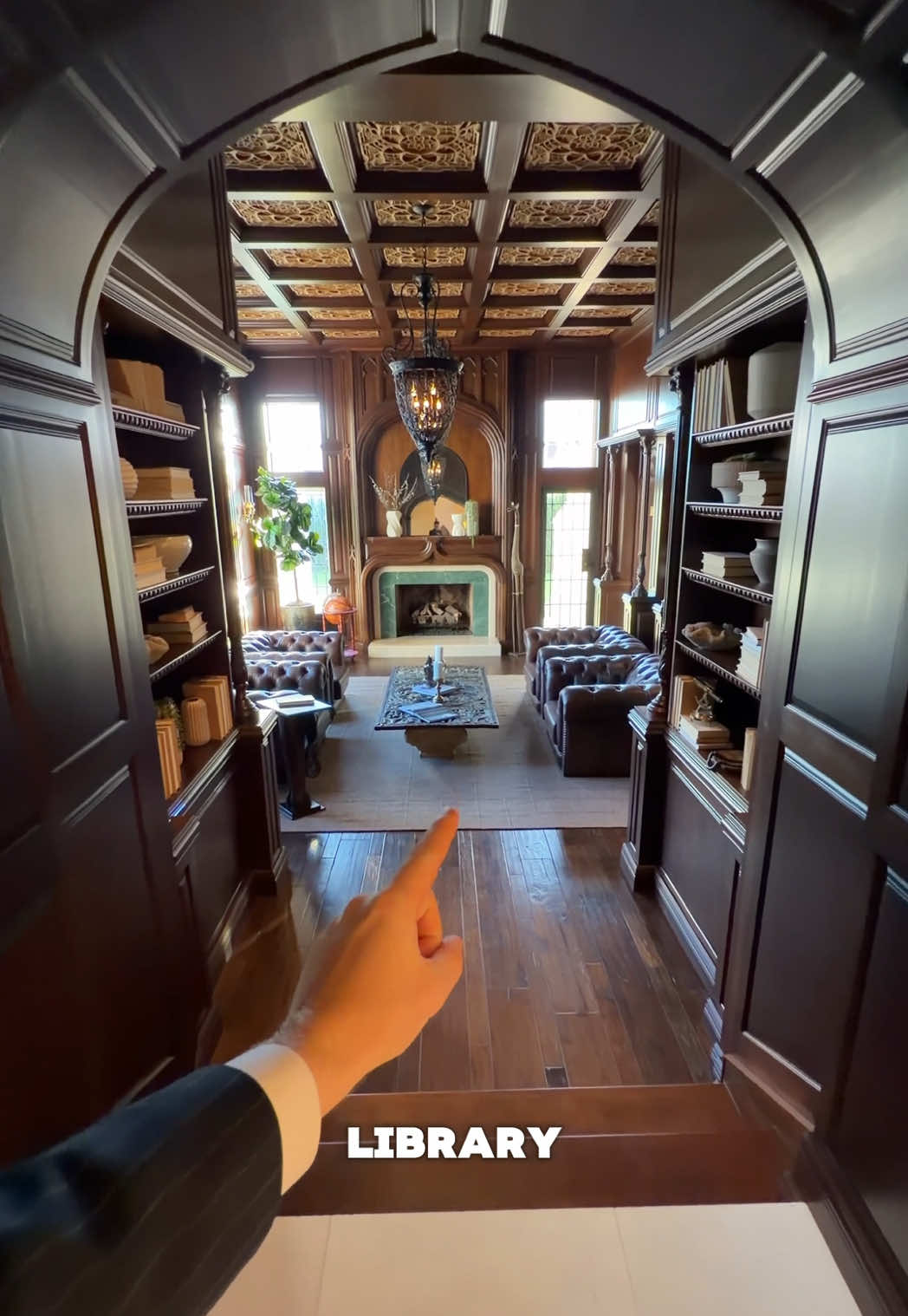 This $28M mansion’s library has a hidden door to a underground room! Listed by: Monica Nalbantoglu #mansion #luxuryhomes #lasvegasrealtor #nickarace 