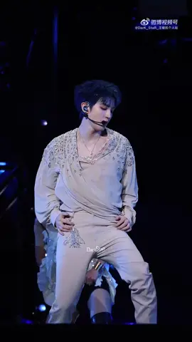#vuongtuankhai #TFBOYS #concert 