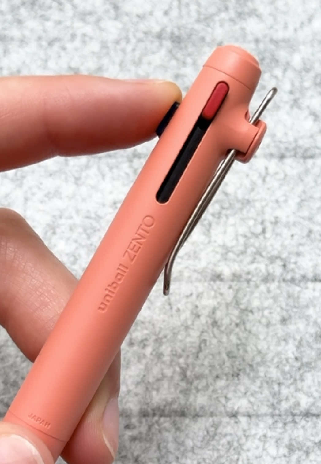 Different pens, different clicks... same satisfying sound. 🖊️✨