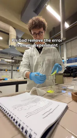 #scientist #ChemistryLife #chem #uni 