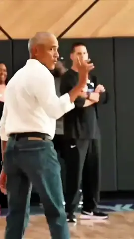 باراك أوباما.. الرئيس المليونير الذي يعيش ببساطة! #باراك_أوباما #أوباما #BarackObama #Obama #مشاهير 
