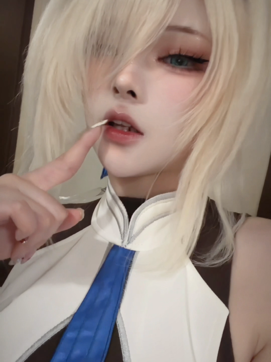 Sc Douyin: w欧皇百合子w #cosplay #douyin #zenlesszonezero #sigriddelazurcosplay #w欧皇百合子w 