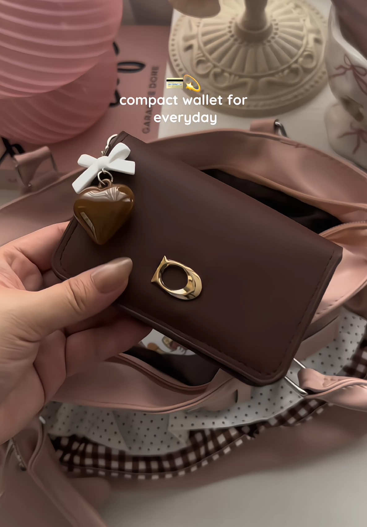 the kind of wallet that looks expensive🤎💳✨ #classywallet #brownwallet #walletcard #miniwallet #walletforwomen 
