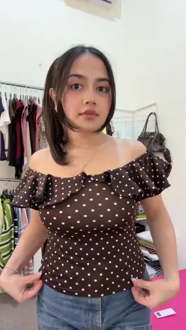50rb an!!! #fyp #offshouldertop #polkadottop #spilloutfit #polkadot 