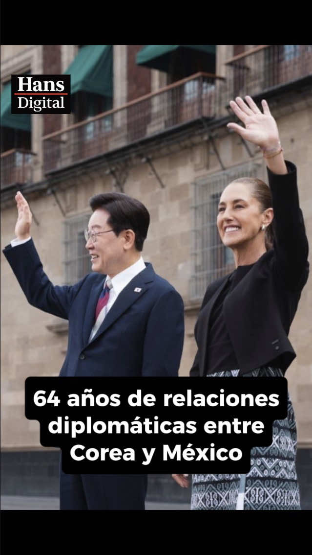 ⭕️La presidenta Claudia Sheinbaum recibió al presidente de la República de Corea, Lee Jae-myung, en Palacio Nacional; se interpretaron ambos himnos nacionales y mantuvieron una conversación productiva en donde tocaron temas de economía, cultura, tecnología, entre otros. La mandataria Sheinbaum informó que en este 2026, se celebran 64 años de relaciones diplomáticas entre ambas naciones y se está planeando un centro cultural de K-Pop. Asimismo, se informó que el próximo 25 de septiembre, se contará con la presencia del grupo Stray Kids y el próximo 2027 el regreso de BTS. #mexico #corea #claudiasheinbaum #bts #hanssalazar