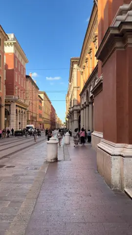 Via Indipendenza, Bologna #bologna #italia #italy 