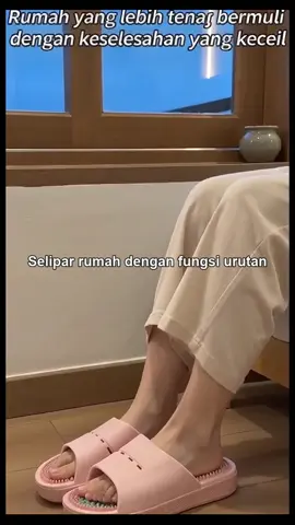 Pakai selipar ni je untuk urut tapak kaki kat rumah, jimat tak payah bazir masa ke spa. #seliparurut #seliparrumah #seliparmurahmalaysia #keselesaankaki #tiktokshopmalaysia 