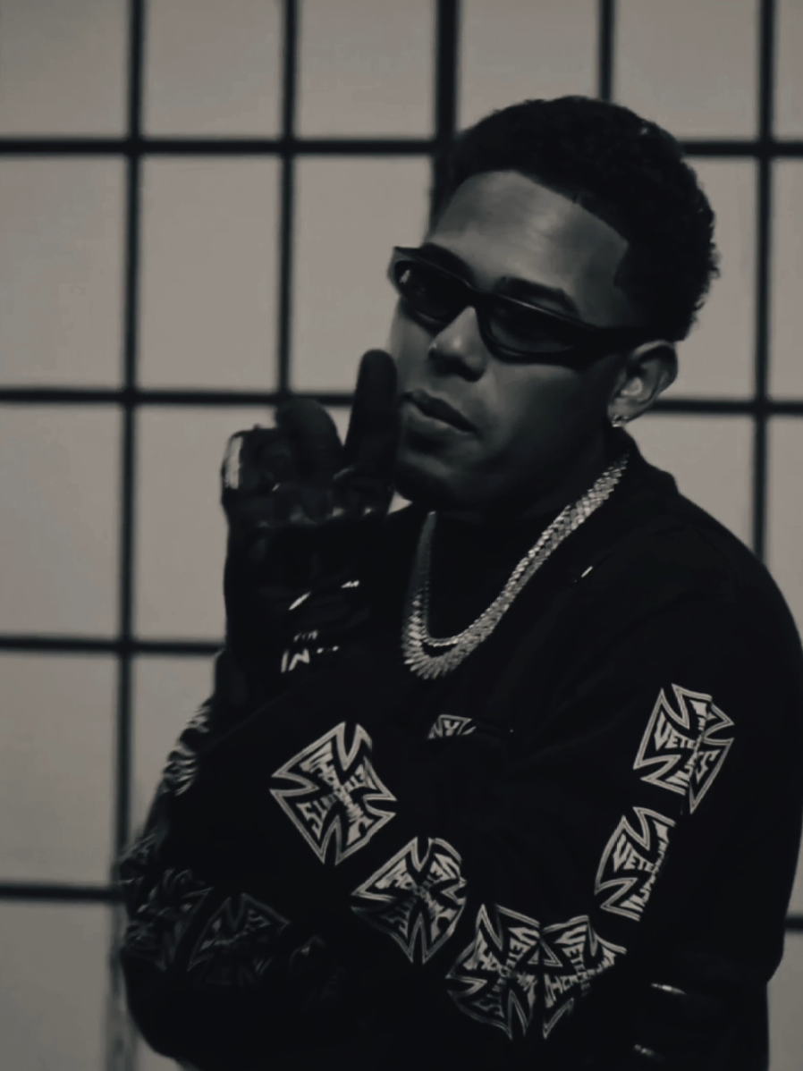Secretos - Myke Towers - Hanzel la H #myketowers #youngkingz #lyrics #fyp || @Myke Towers 