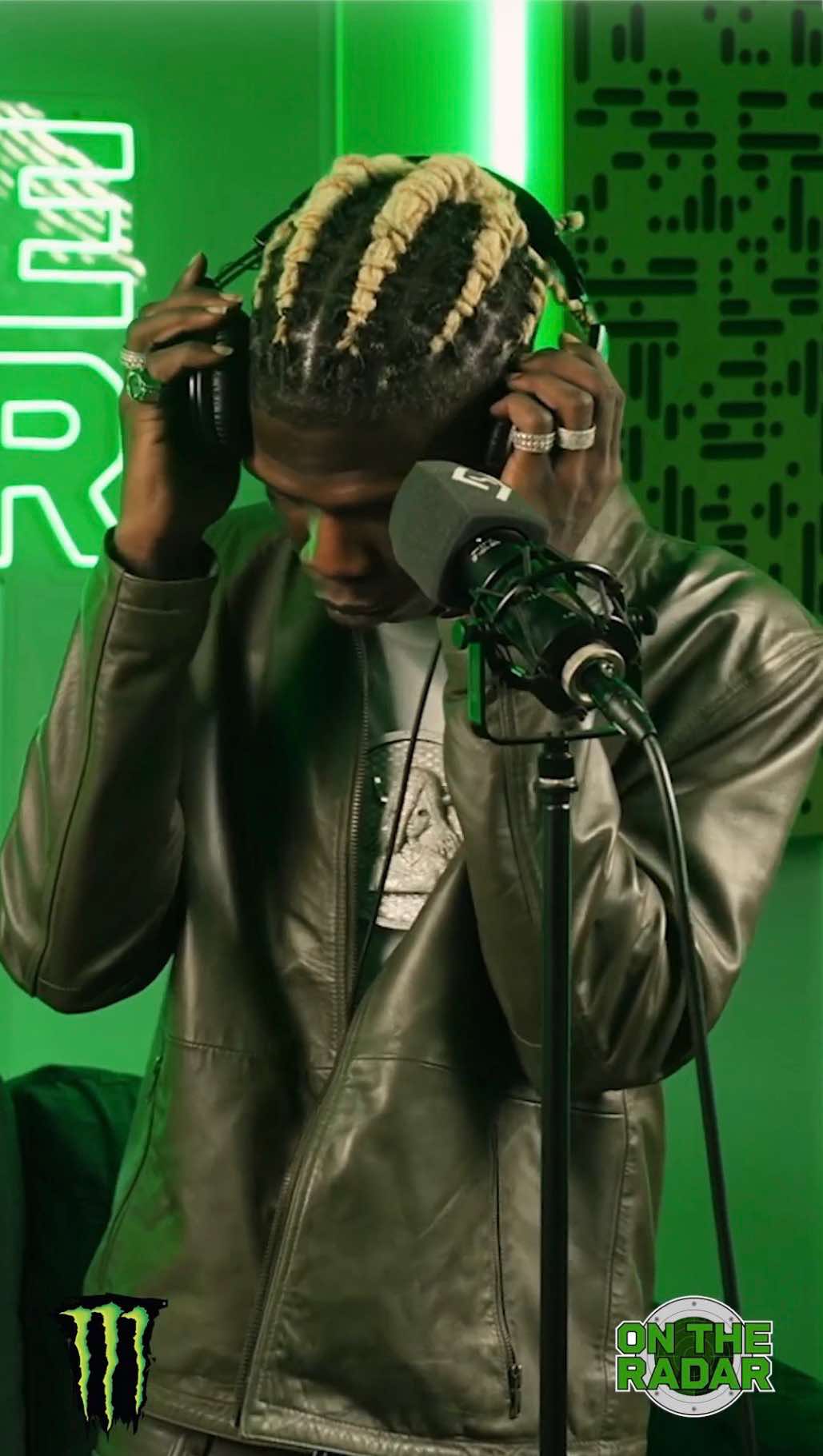 @Seyi Vibez “GTA” | On The Radar Performance #ontheradarradio 