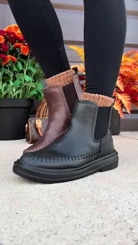 Hey dude sienna chelsea boots are so good, I had to get them in both colors! #heydude #heydudeboots #heydudenewarrivals #chelseaboots #tiktokshopcreatorpicks 