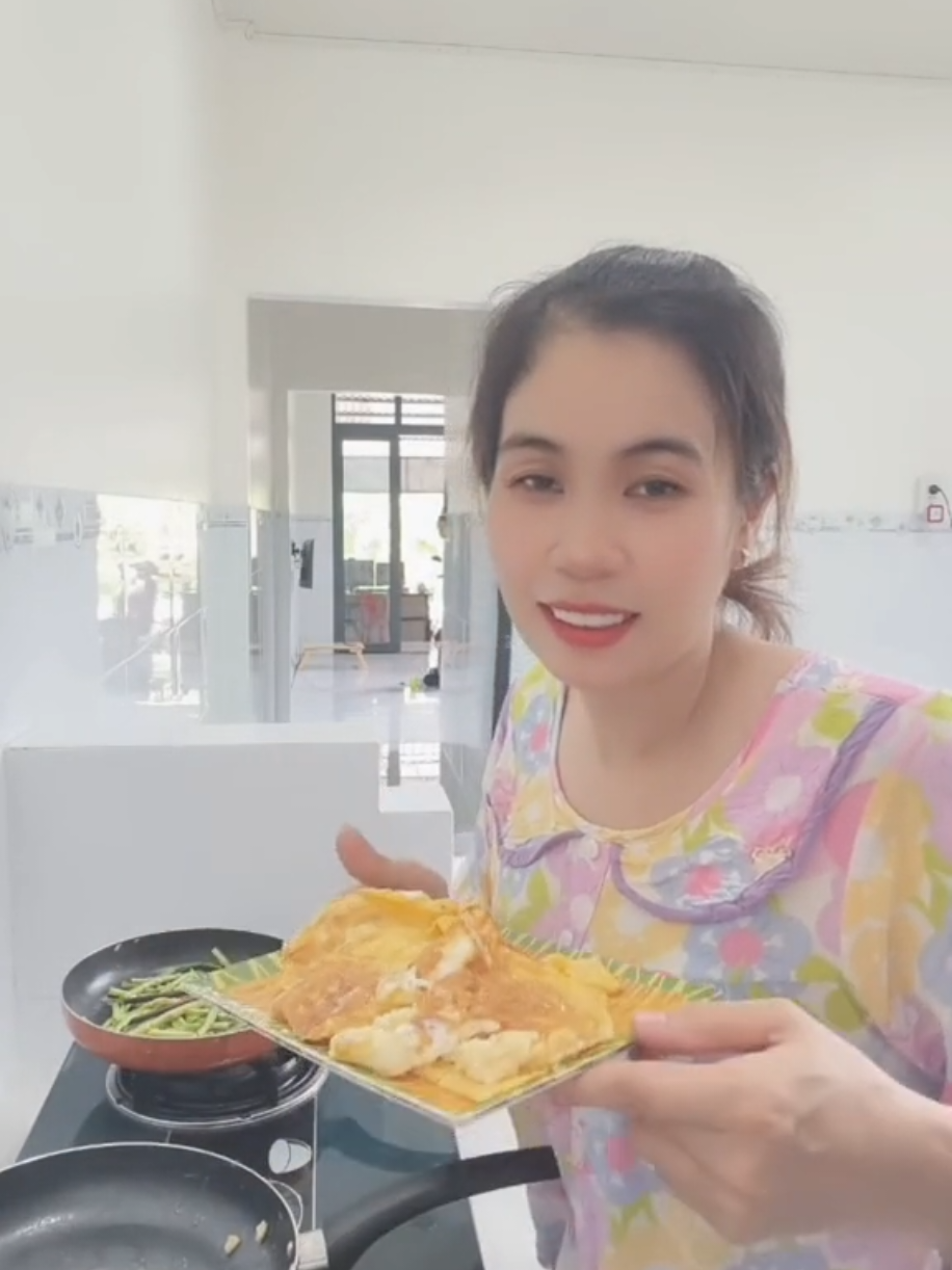 Bổ sung canxi  giúp xương chắc khoẻ,hãy chủ động sức khoẻ mõi ngày cùng SeaCanK2 #Traphacotaitro #Seacan #Canxihuuco  #1ymxc8s 