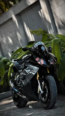 මිහිරාවිය 🥹🦈🖤#fyp #fypviralシ #onemillionaudition #highcapacitysrilanka🇱🇰 #s1000rr 