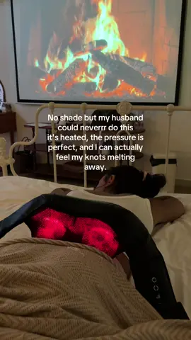 The best part of the day? The moment you finally relax.#Medcursor #backmassager #treatyourself #relax #massager 