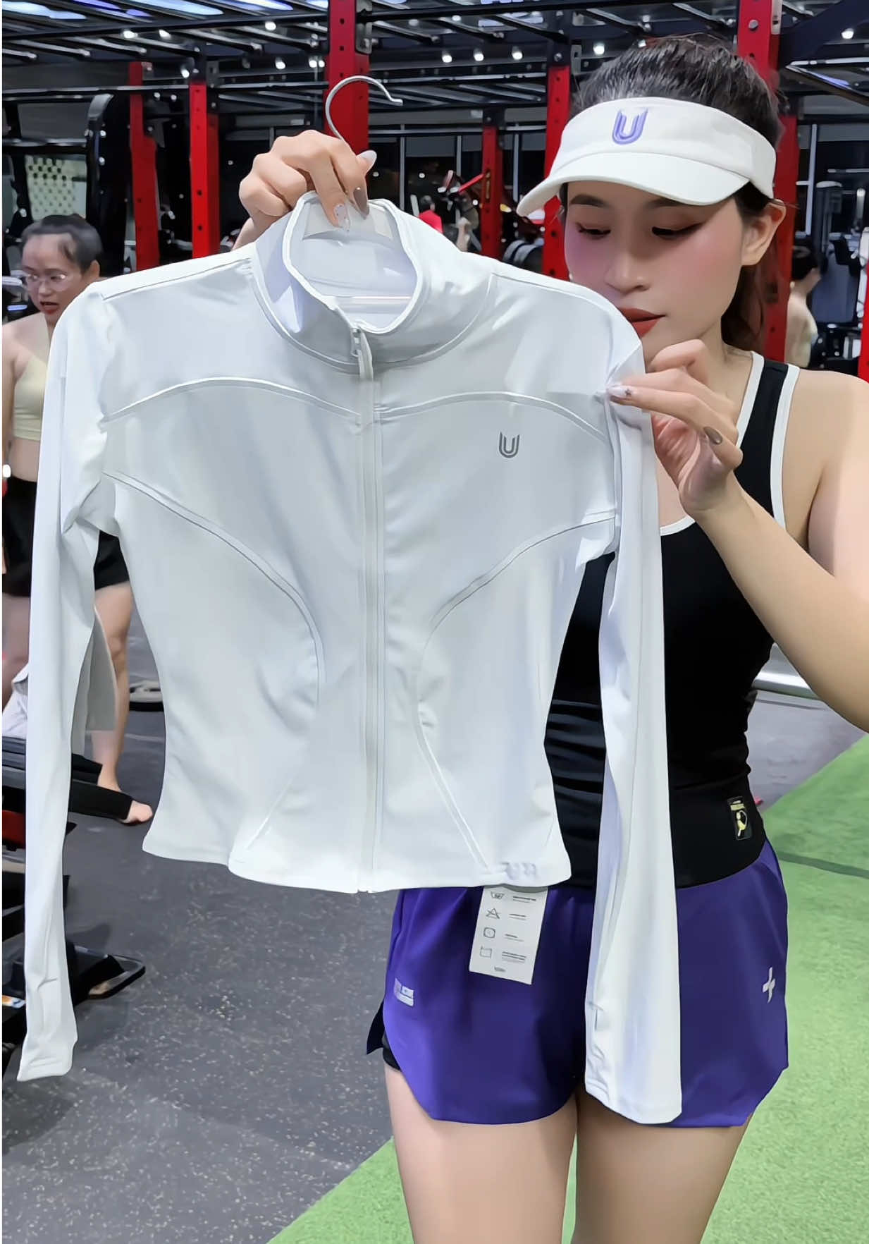 Áo khoác thun thể thao Today U Wear fit dáng siu xinhhh #thoitrangnu #todayuwear #dothethaonu #aokhoacthethao #aothethaonu 