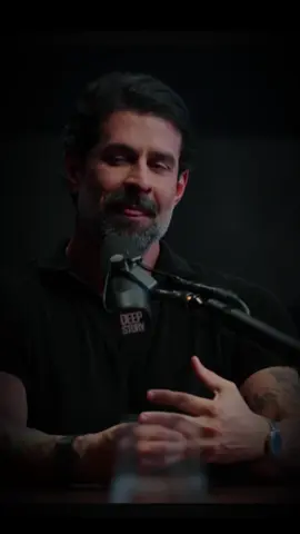 @deepstorycast @Guto Galamba @sourafamiranda | #deepstory #deepstoryclipfy #clipfyleague | Este episódio foi realizado em parceria pelo @orizpartners 