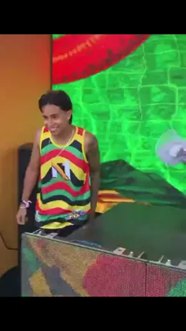 pat 2.  na rlk dele @Colombiano  . .#CapCut #colombiano #viral #reggae #foryou 
