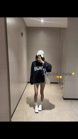 Áo Sweater Chấm Bi Bumber
