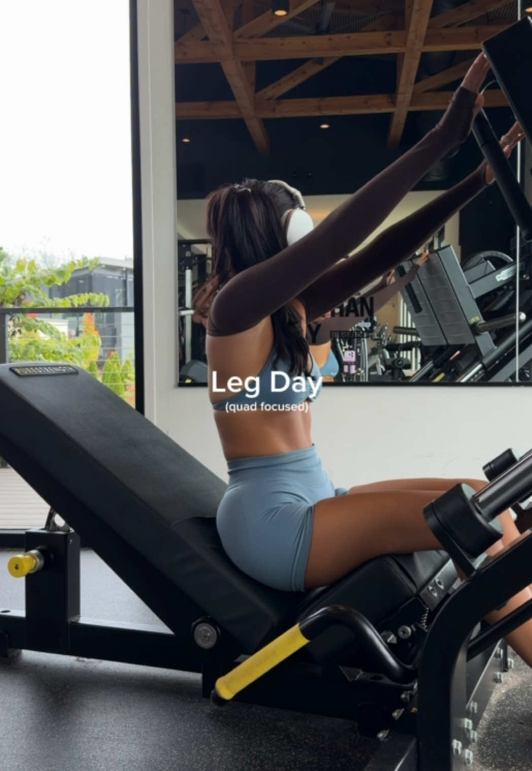 Full leg day quad focused🤍 @DFYNE | DC: ‘FAITH’ #GymTok #gym #gymmotivation #workout #winterarc 