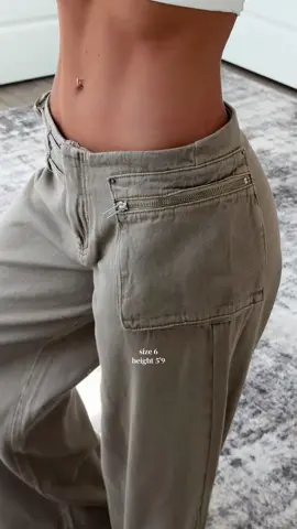 the cargo pocket I’m OBSESSED