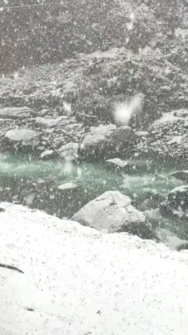 #foryoupage❤️❤️ #snowfall #unfreezemyacount #unfreezed_my_id_tiktok #kalamvalley 