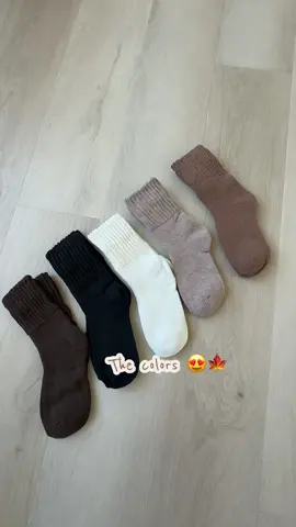 I kept seeing these everywhere on TikTok so I finally tried them… and I get it now 😂🍂 literally the comfiest socks I’ve ever had and 67% off so I wanted to share while they are $10. #tiktokshopfind #F#FallFindsC#CozyFindsC#ComfySocksTikTokMadeMeBuyIt