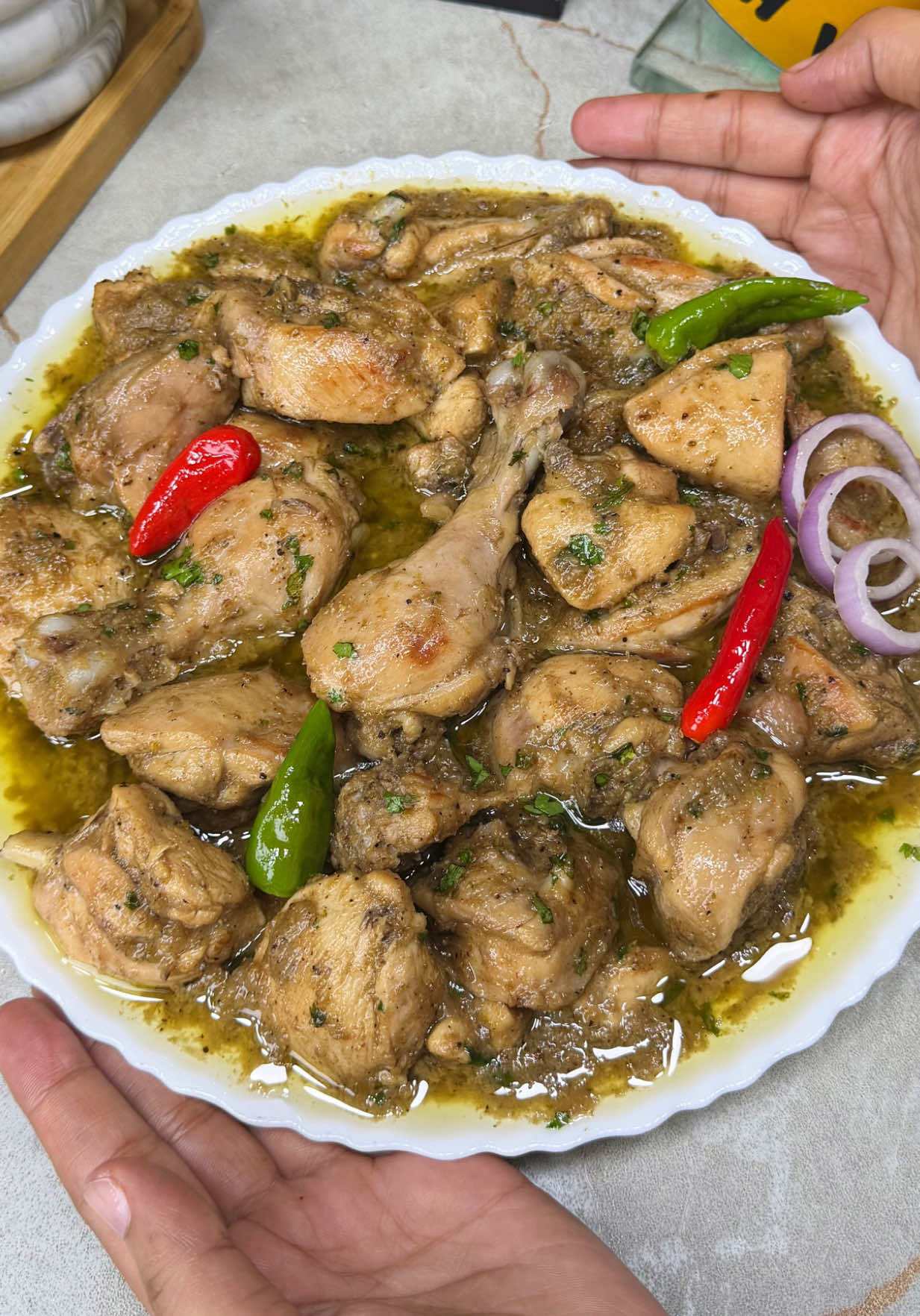 Namkeen Chicken Karahi #chicken #namkeen #foryoupage❤️❤️ #fypシ゚ #viral  Namkeen Chicken Karahi Ingredients * Bone-in chicken, cut into small pieces — 1 kg * Onions, roughly chopped — 2 medium * Water, for boiling onions — 1½ cups * Green chillies — 8, or to taste * Yogurt — 250 g *  Coriander powder— 1 tbsp * Cumin powder — 1 tsp * Freshly crushed black pepper — ½ tbsp * Ginger-garlic paste — 1 tbsp * Salt — 1 tsp, or to taste * Oil, for frying chicken — 1½ cups; retain only ½ cup for cooking * Fresh coriander, finely chopped — for garnish