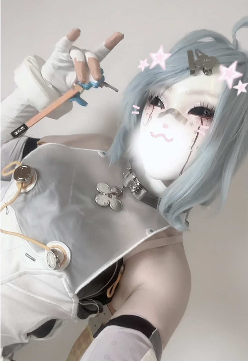 Its time to ride that scooter babeyyyy 🌱 Ive made these keys myself Im so poud of them hehe cx #seed #zenlesszonezero #cosplay #zzz #seedcosplay 