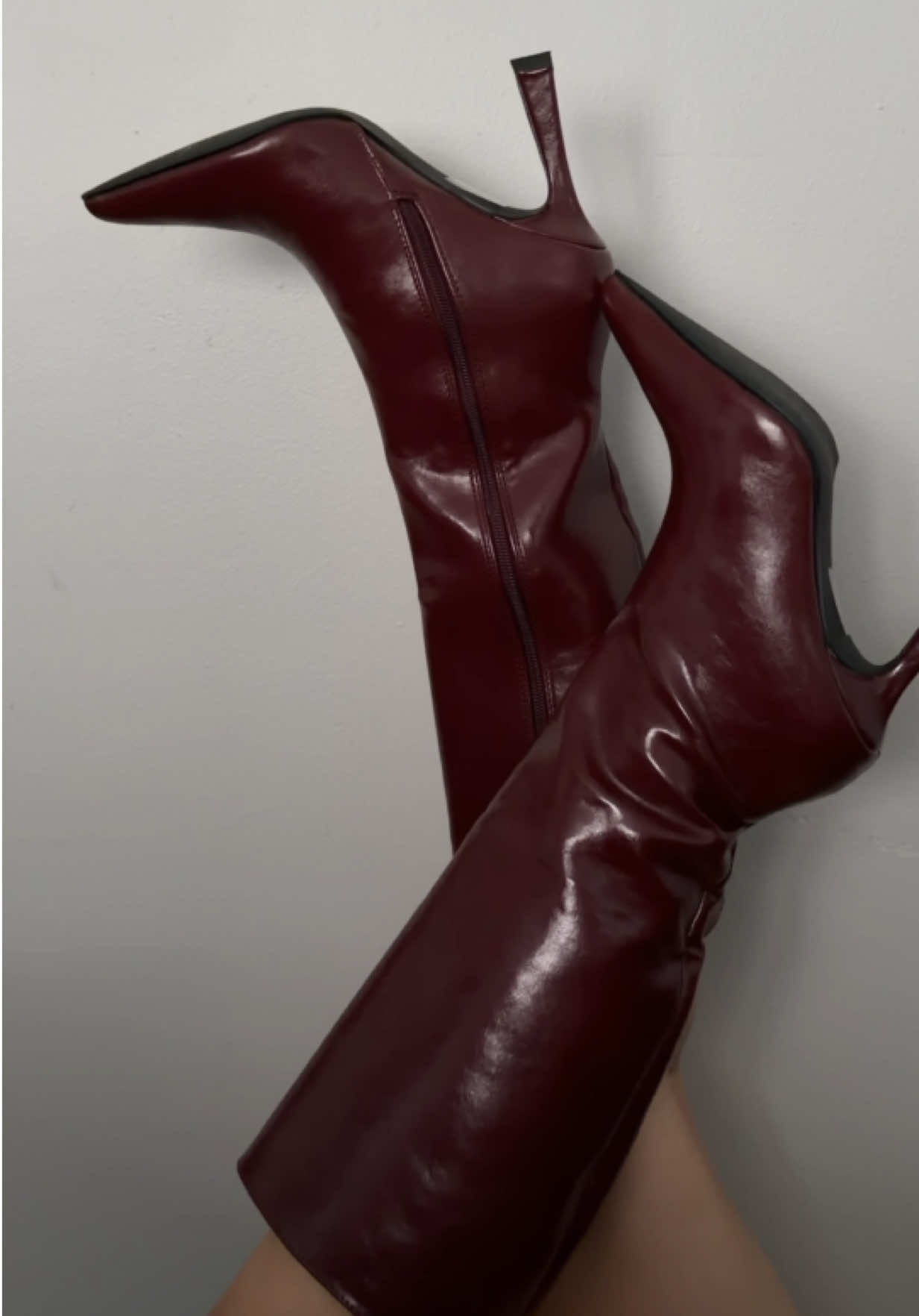 Okay ladies I found the perfect fall boot ✨ #kneehighboots #fallboots #burgundyboots 