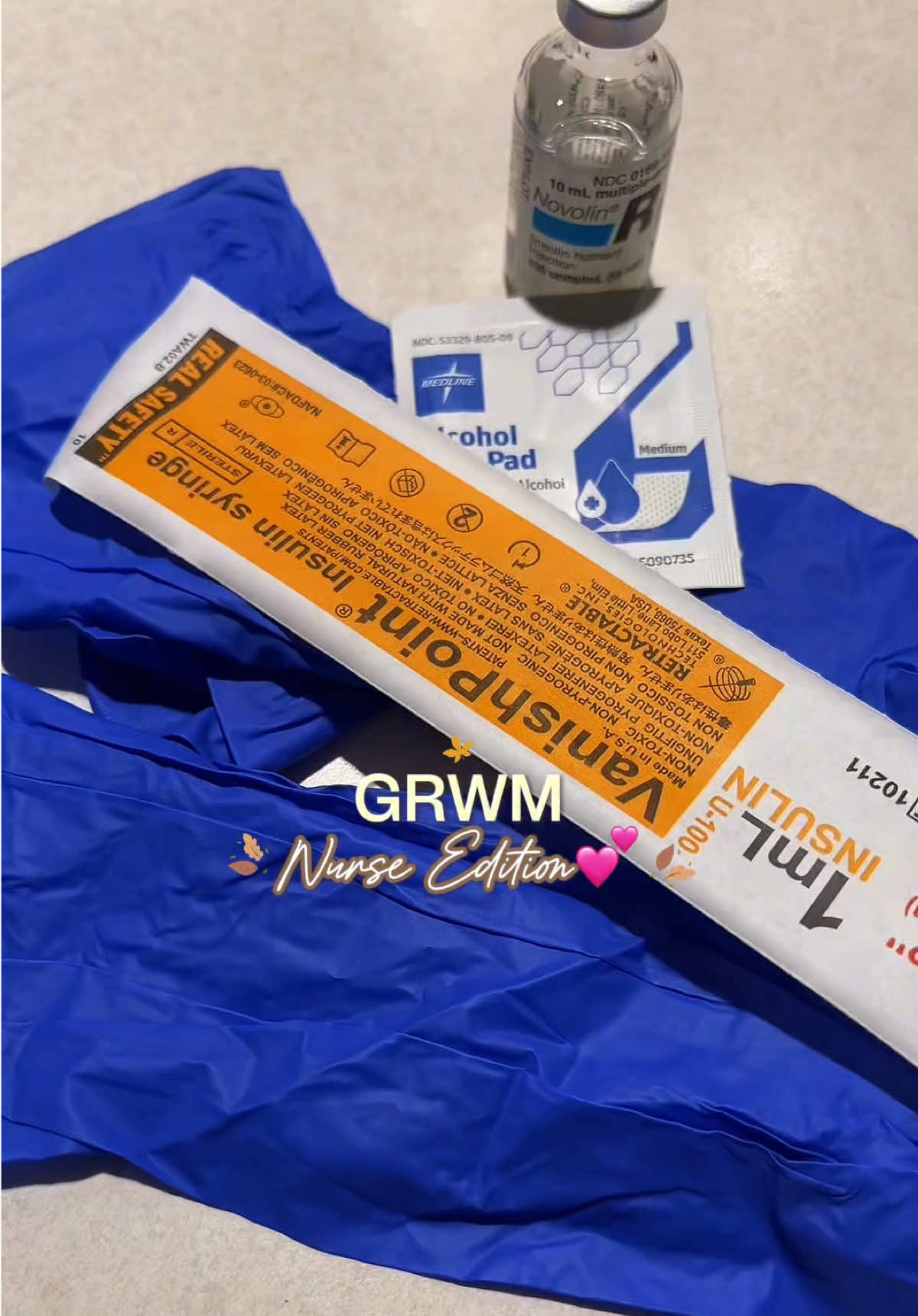 GRWM for another Work Day💕🩺 #nursetok #nurselife #nursevlog #getready @Dunkin' @Crocs @Amazon @wearfigs 