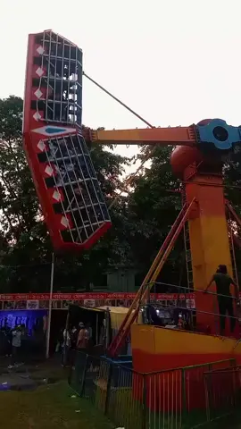 চলে আসেন গাইবান্ধা বাণিজ্য মেলায় 