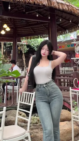 Em nhìn sâu đôi mắt anh #xuhuong 