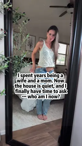 What age were you when you had your best relationship? 👀#single#freewoman#singleandhappy#datinglife#uslife#fyp