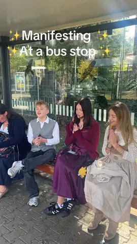 Manifesting at a bus stop. ✨🧘‍♀️ @Dua Lipa   #trainingseason #cover #dualipa #VoiceEffects #viralvideos