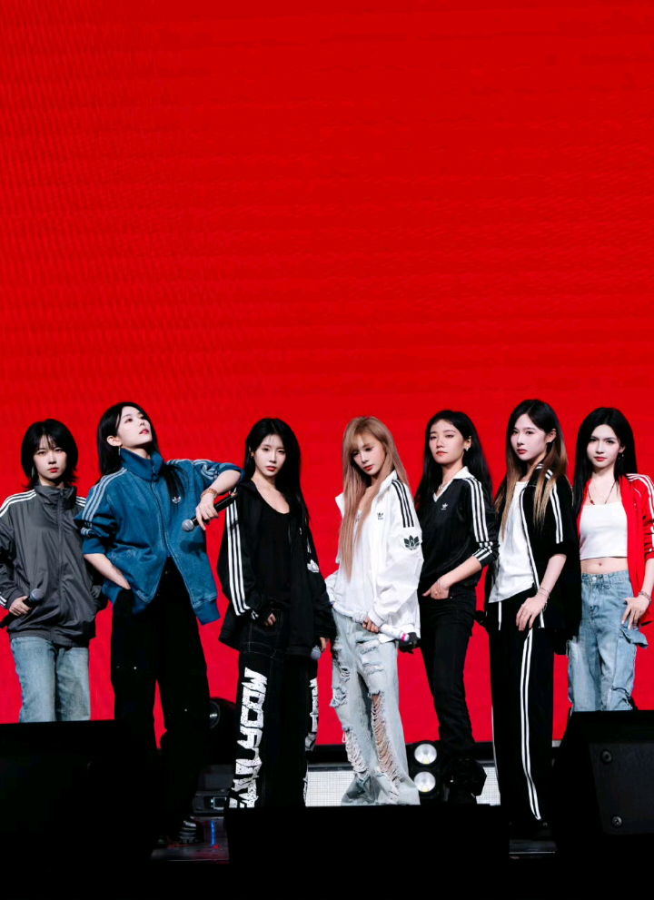 ra mắt bộ sưu tập mới của Adidas  #gnz48teamz #sunkhavan 