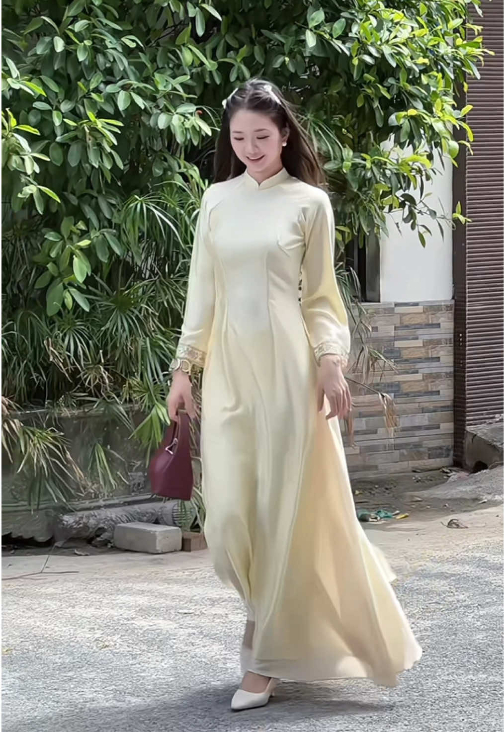 Đồng bọn rủ đi chụp áo dài mà phải mặc theo mệnh. #hangocanh #xuhuong #aodai#bienhinh 