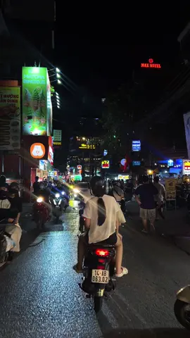 39|”giá mà em và anh cùng ở chung thành phố..”