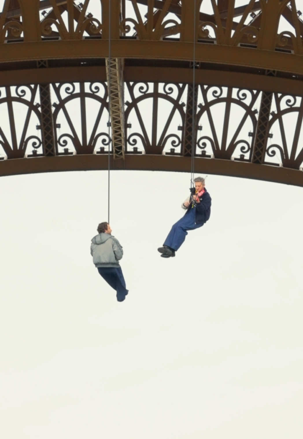We jumped off the Eiffel Tower playing our violins..  A few weeks ago we pulled off the craziest project we’ve ever done and for the occasion we created our own Electro Remix of Vivaldi Winter 🎻 Vivaldi Winter (Violin Phonix Remix) is now available on all streaming platforms Link in BIO ❤️ Solo violins Chris and Max from @violin_phonix DJ @kimakaz Thanks a lot to the incredible dancer @by.anya_nianzi for her participation in the show and her teacher @wang_yan_ballet_ Orchestra: @maximeramic @elsacamille.sapin @marie.wltr @leoguiguen @saphowanty @greg_bornancin @michaelnirvan @sarahniblack @jeremievx @mathilde_dsvx @yanisboudrismusic @galalanskaia @ksuily.lute Rope access technicians @groupejarnias @alexandre_cinquini A huge thank you to our partner association @amilit__  for their invaluable support and help! <3 Noémie and Jeanne Head of production @diegofraise, @dellarovereclaudia  Production Team @romanemassard Live Sound Engineer @nassimmounabbih @aurelienbrgois Directed by @char._.brn  Video Editing @char._.brn @eliaswhitsuki @chrisjamesco  Assistant Editing @kasse.garciapp Remix/composition by @kimakaz @maximemorise @chrisjamesco Mix Engineer @_joeldollie_ @kimakaz  Camera Operator @alamanoproduction, @benjaminsibioude Courtesy of the Ville de Paris and the Société d’Exploitation de la Tour Eiffel Directed & Produced by @violin_phonix  #vivaldi #eiffeltower #classical #violin #liveperformance 