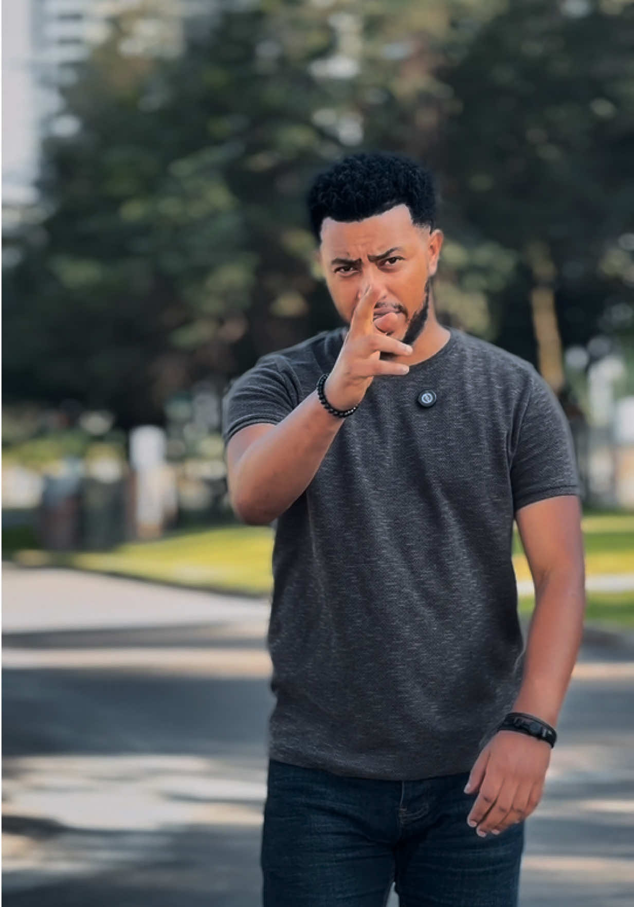 ክብር ከሌሌ ፍቅር የለም የፍቅር ሌላ ስሙ ራሱ ክብር ነው ከብርርርርርርር