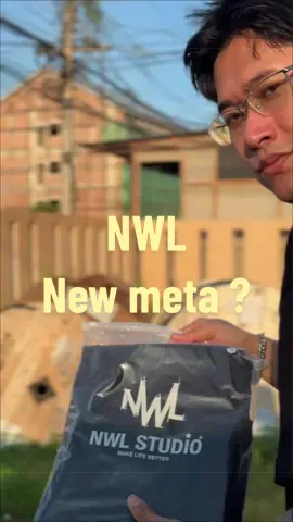 ละสวยจัดเลยเพื่อน ไม่ได้ใส่นานเกือบลืมว่ามันเท่เอาจริง ใส่กันยาวๆนะ ลุย 🔥 #nwl #nwlbkk #แบรนด์ไทย #HOMESICK #กางเกงยีนส์ 
