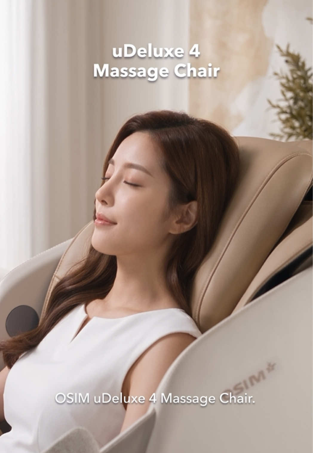 Your everyday relaxation just got an upgrade.  Meet the all-new OSIM uDeluxe 4, our most attainable V-Hand Massage Chair yet.  Experience masseuse-inspired kneading designed to ease built-up tension and bring full-body relaxation into your everyday routine. Take a closer look and discover your new favourite way to unwind at home. #OSIMuDeluxe4 #OSIMSG #MassageChair #HomeWellness