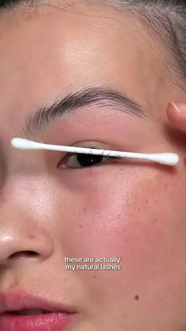 Not me slowly becoming a natural lash girl 🤭 Been using the EPAIS lash serum consistently and my lashes are looking sooo much better lately. @epais  #EPAIS #epaislashserum 