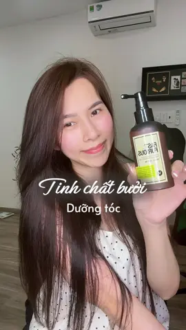 Xịt bưởi VyVy Haircare: Chiết xuất thiên nhiên, không bết dính, mùi hương dễ chịu. #vyvyhaircare #xitbuoivyvy #chamsoctoc #xitbuoiduongtoc 