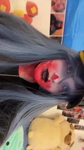 moments before the wig was cut