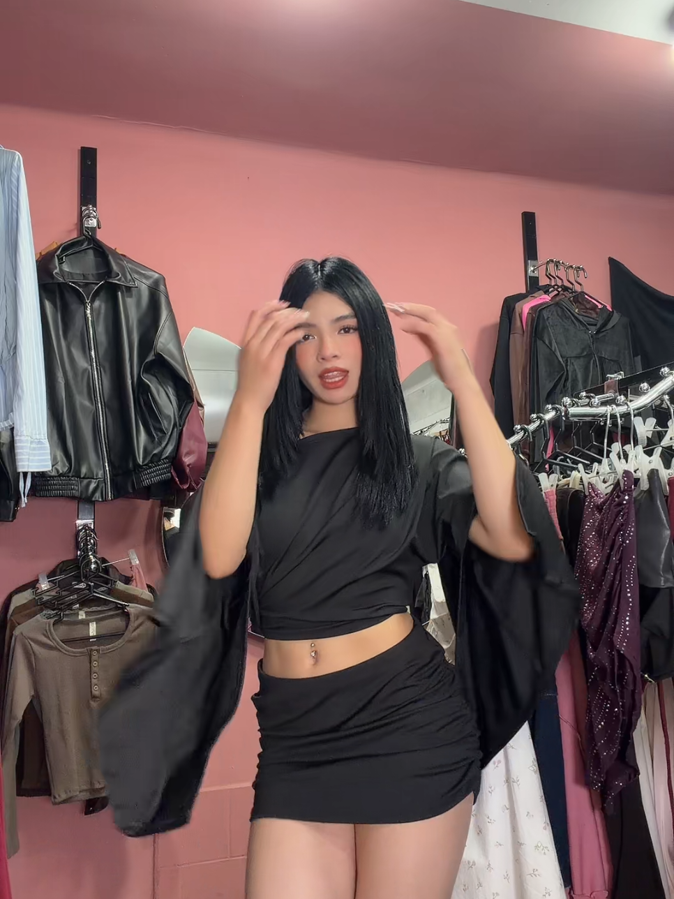 Bellos conjuntos Tops Capa➕ Faldita🛍️🔥 pedidos 6030.2120📱#viral #conjunto #tops #blusitas #2000s @andy_jwt 