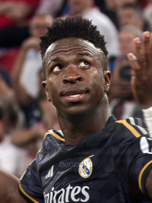 We Need The Old Vinicius 🥺 #viral #fyp #benzxma #vinijr #nostalgia