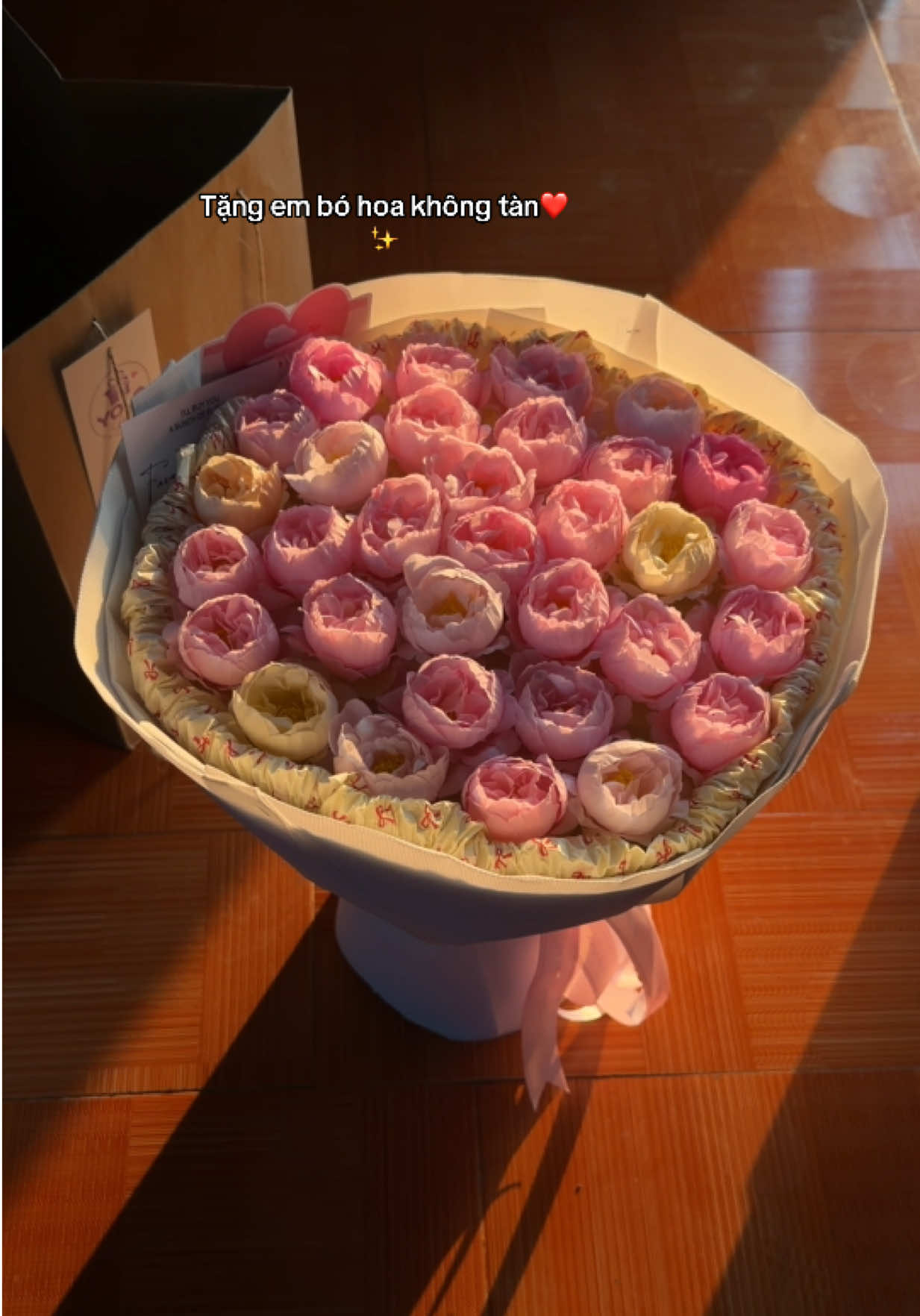 Lãng mạn không hề đắt #quatangnguoiyeu #hoasap#thinhhanh #qua20thang10 #xuhuong  @𝒯𝒽𝓊̛𝑜̛𝓃𝑔 ִֶ𓆉  @ᥫ᭡Tiên review 𐙚⋆°. 